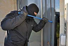 Small Business Owners: 6 Clever Ways to Protect Your Business from Break-Ins