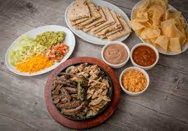 UT Alum Brings Fan-Favorite Fajita Pete’s to Austin