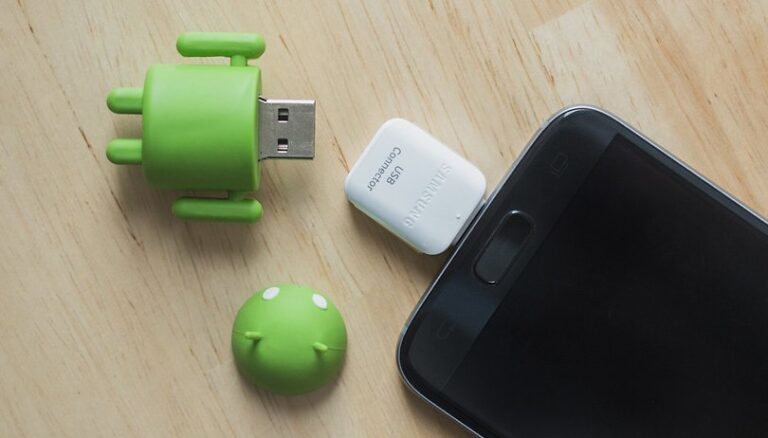 How to connect an external drive to your phone via USB