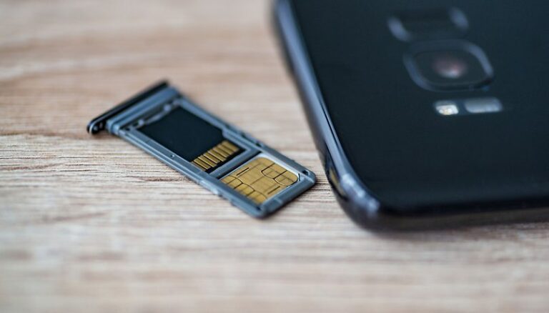 How to save photos to SD card on your Android phone
