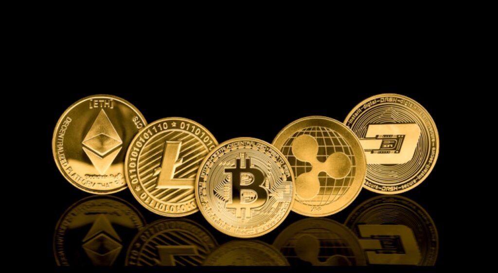What is the role of decentralized autonomous organizations (DAOs) in blockchain? 1 blockchain